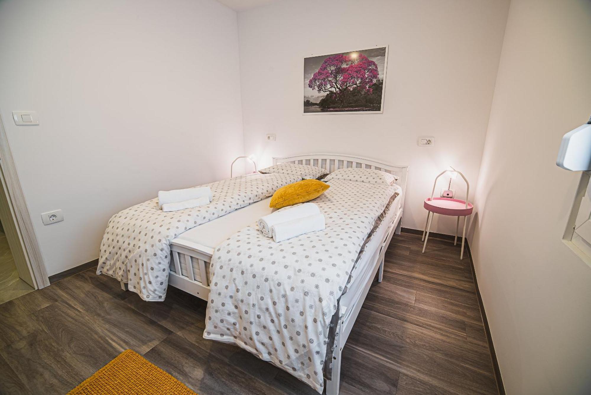 Gotar Apartment With Garden Kobarid Eksteriør bilde